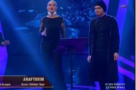 Elnur mahnının sözlərini unutdu - video