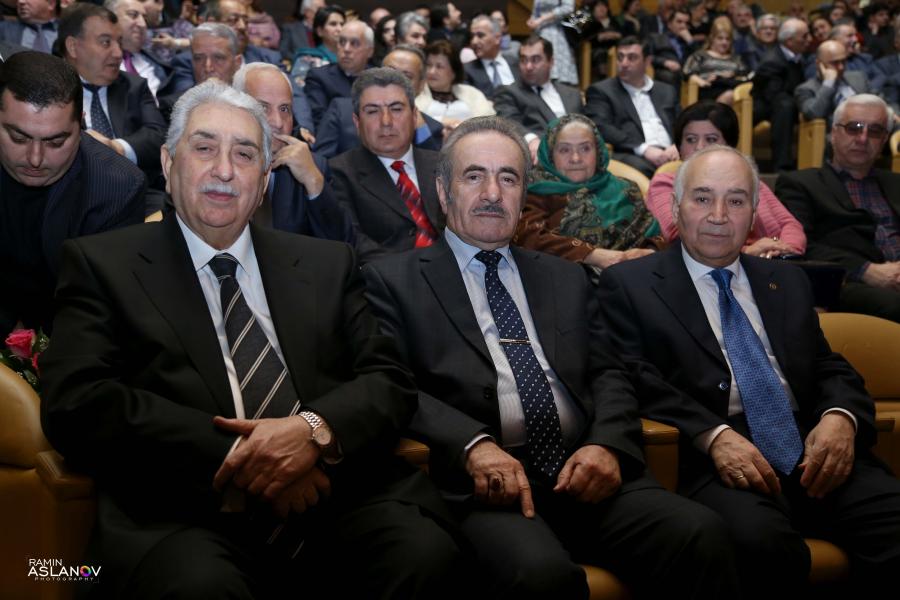 Arif Babayevin 77 yaşı tamam olur - fotolar