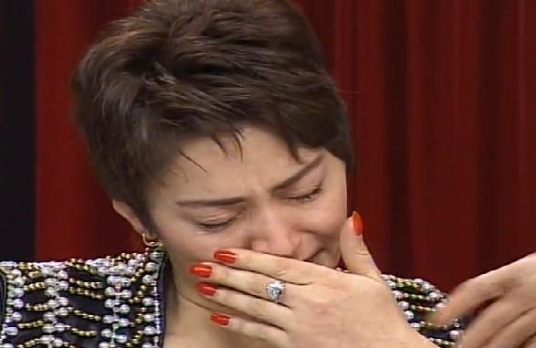 Fədayə Laçın canlı efirdə ağladı -  fotolar