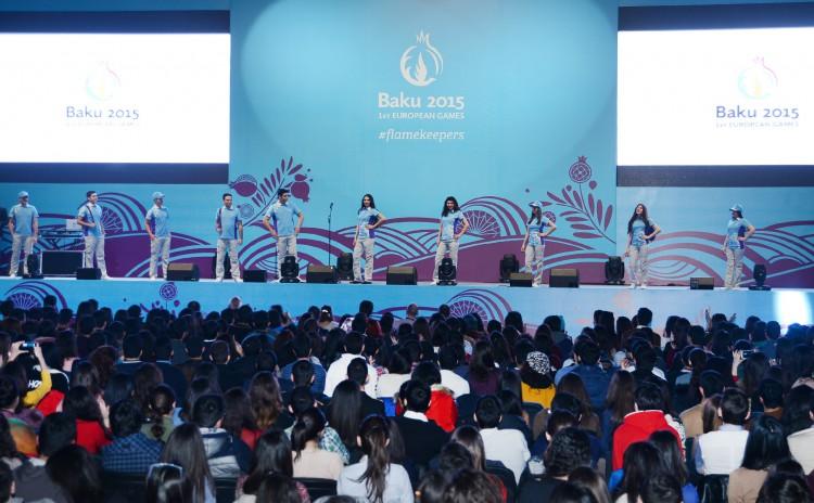 “Bakı-2015”in uniformaları - fotolar