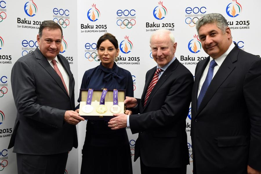Mehriban Əliyeva "Bakı-2015"in medal təqdimatında - fotolar