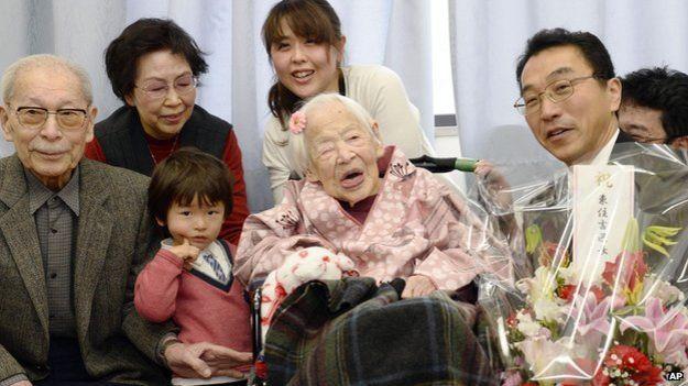 Dünyanın ən qoca insanının 117 yaşı tamam olur – fotolar 