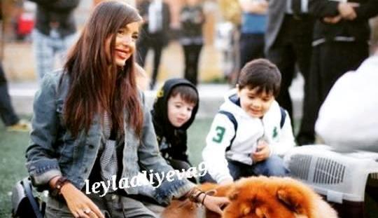 Leyla Əliyevanın əkizləri ilə yeni fotoları
