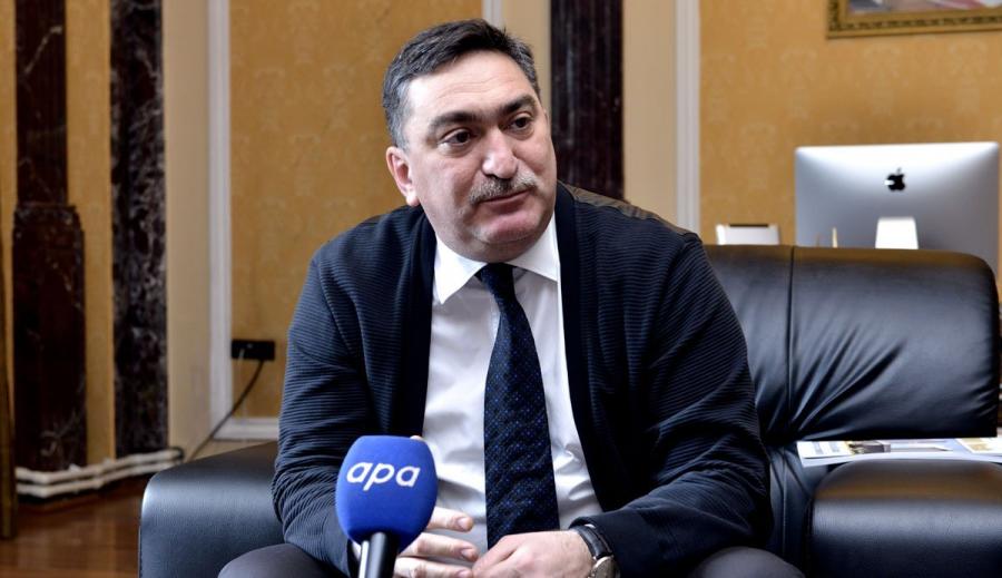"Ona dedim ki, bir az çox kitab oxu" -  ATV-nin prezidenti
