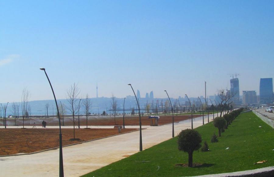 Ağ Şəhər bulvarından  fotolar