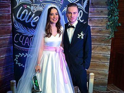 Tanınmış müğənninin toyundan fotolar