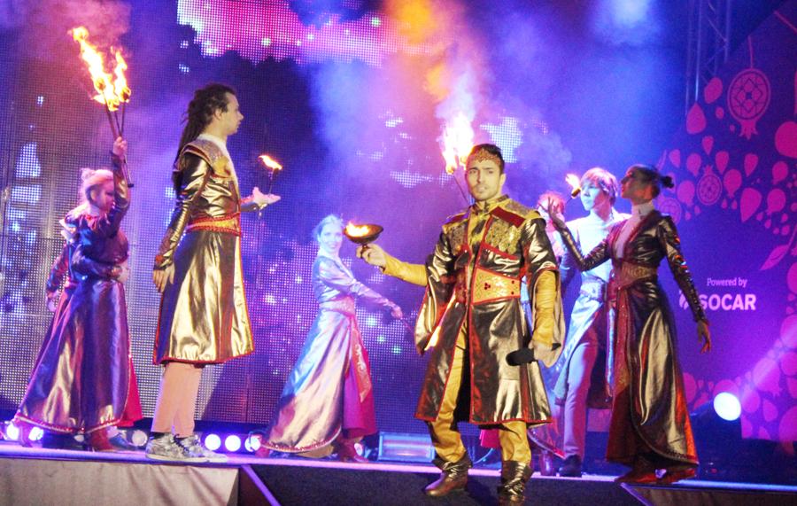 "Eurovision" təmsilçimizdən alov şousu -  fotolar