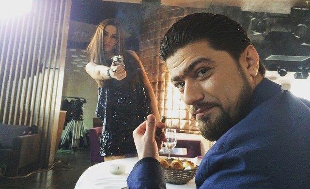 Elmirdən yeni klip -  “Gic-gicə”