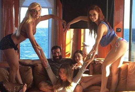 İnstaqramın ən məşhur "playboy"u  - fotolar