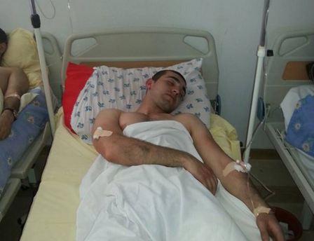 Yanğında yaralanan xilasedici: "Əleyhqazımı ona verdim" - fotolar