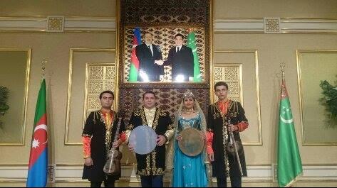 Müğənnilər Türkmənistanda konsert verdi -  fotolar