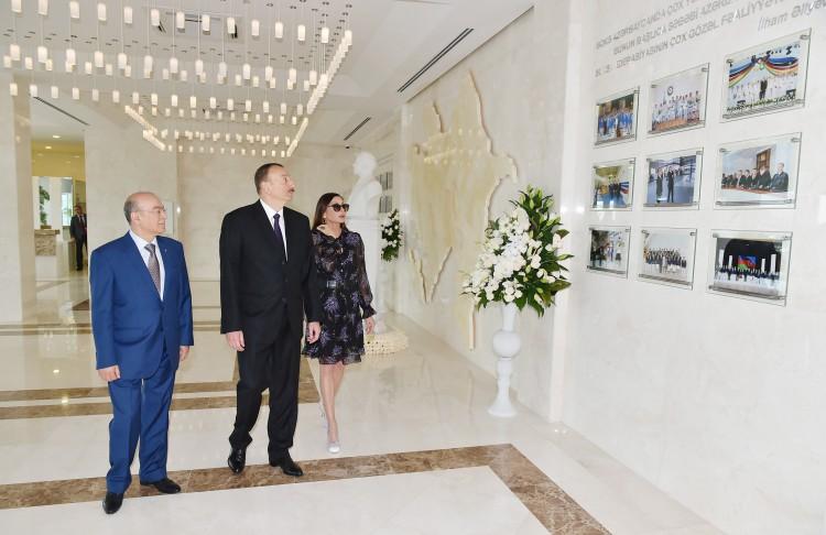 Prezident və xanımı açılışda -  fotolar