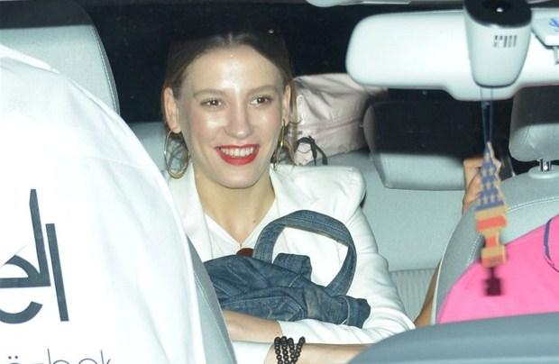Serenay Sarıkaya iş adamı ilə sevgilidir - fotolar 