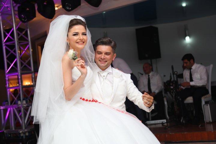 Emil Şahzadənin toyundan özəl  fotolar