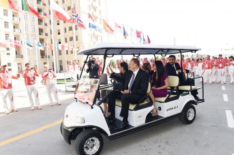 Prezident və ailəsi Atletlər Kəndində -  fotolar