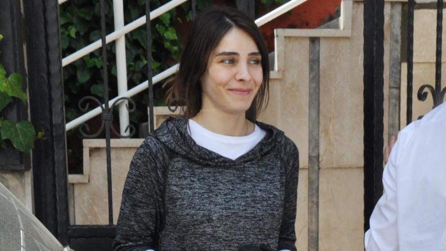 Barışdığı ərindən danışmaq istəmədi – fotolar 