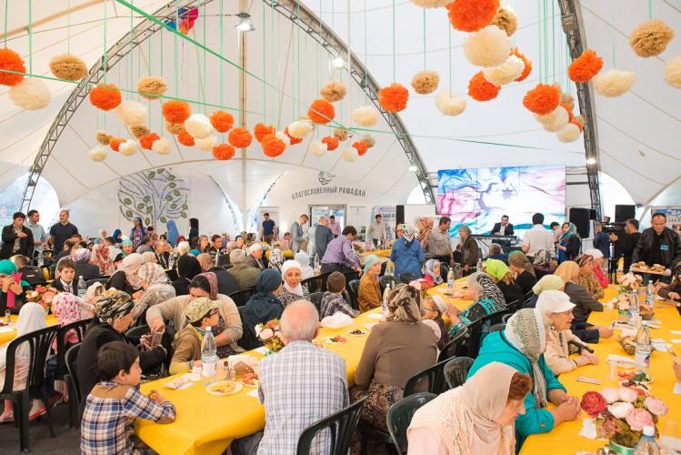 Leyla Əliyevanın adından iftar verilib - fotolar