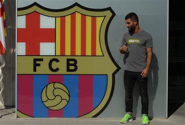 Arda Turanın "Barselona"dakı ilk fotoları
