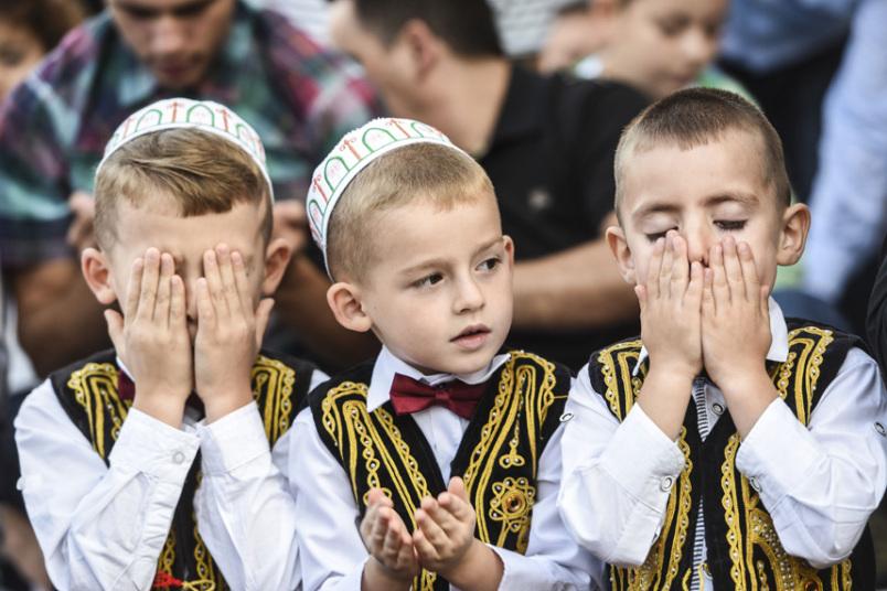 Ramazan bayramı dünyada belə qeyd olundu - fotolar