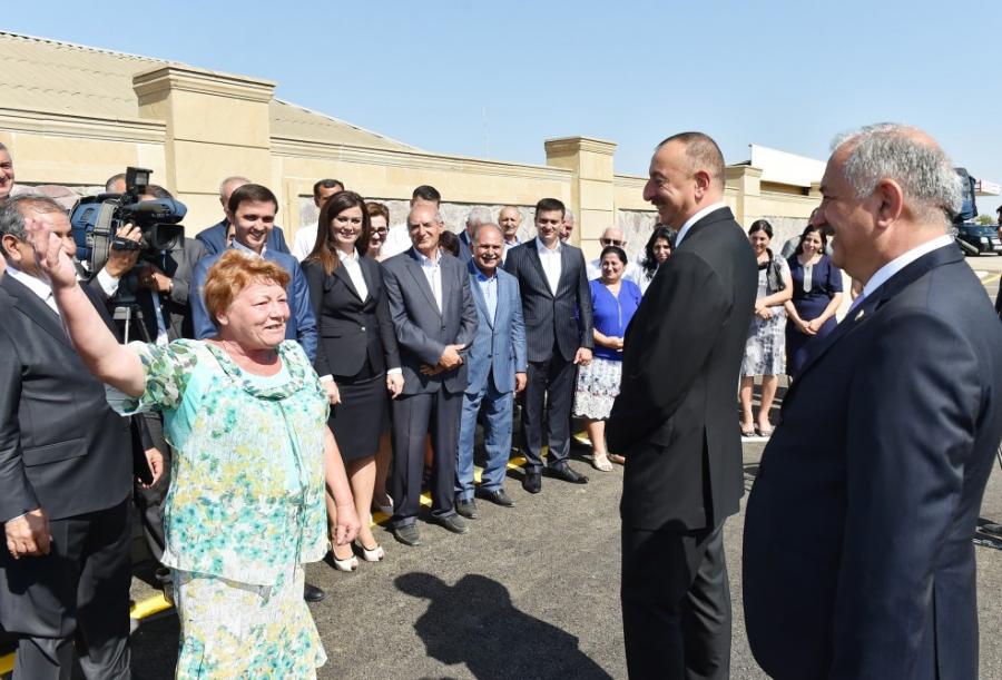 Prezidentin Cəlilabad səfərindən  fotolar