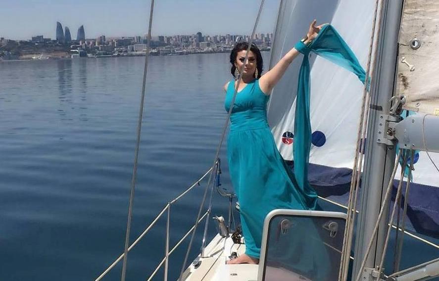 Vüsalə Rəcova “Ben Kaptan”ı təqdim etdi – fotolar+video