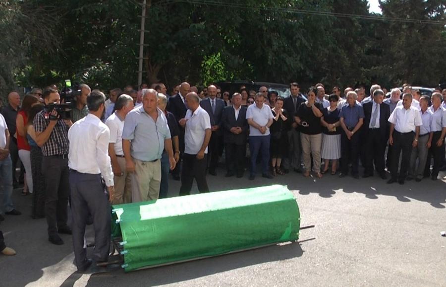 Xalq artisti ilə vida mərasimi keçirilib -  fotolar