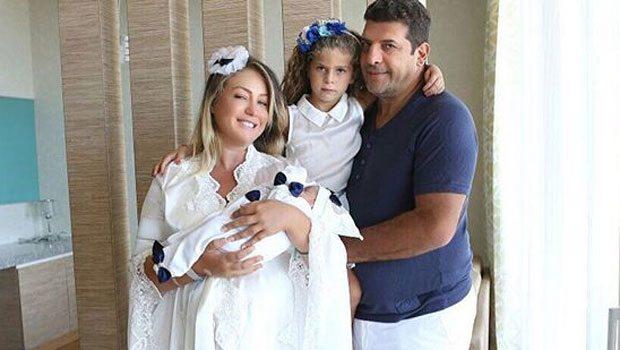 Yeni ana olan türk aktrisa ailəsi ilə - foto