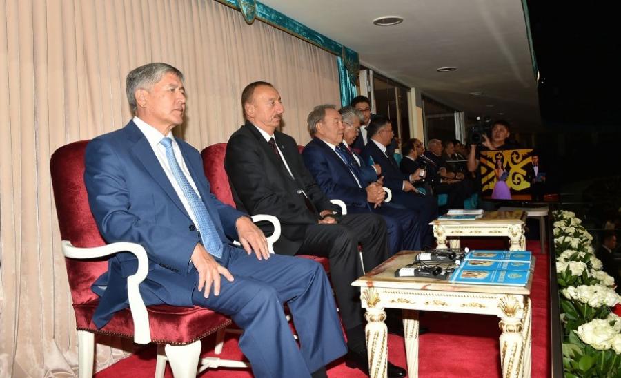 İlham Əliyev tamaşaya baxıb -  fotolar
