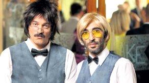 "Geniş ailə: Yapıştır!" filminin ilk fraqmenti 