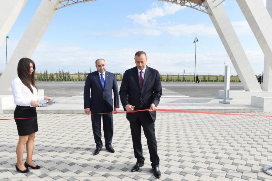 Prezidentin Kürdəmir səfərindən fotolar