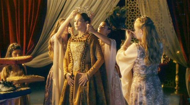 Hülya "Kösəm Sultan" qadağasını pozdu - foto