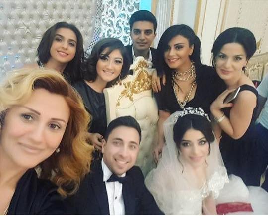 Azərbaycanlı aparıcının toyundan ilk fotolar 