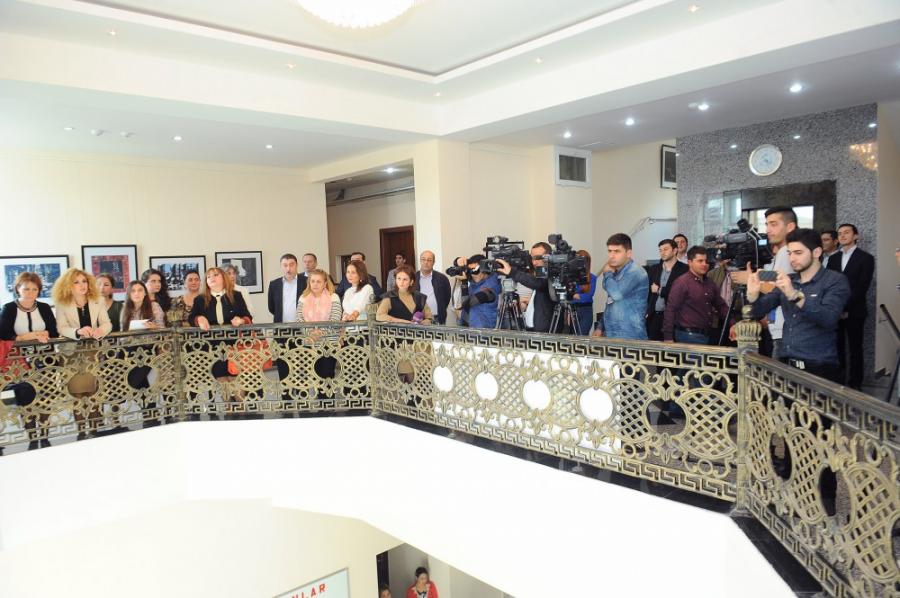 "ATV Qalereya" adlı sərgi salonu açıldı - fotolar 