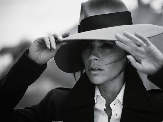 Çoxuşaqlı modelyerdən yeni cazibədar fotolar
