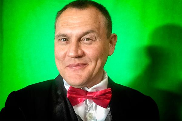 Həyat yoldaşına həm kişi, həm də qadınla xəyanət etdi - fotolar