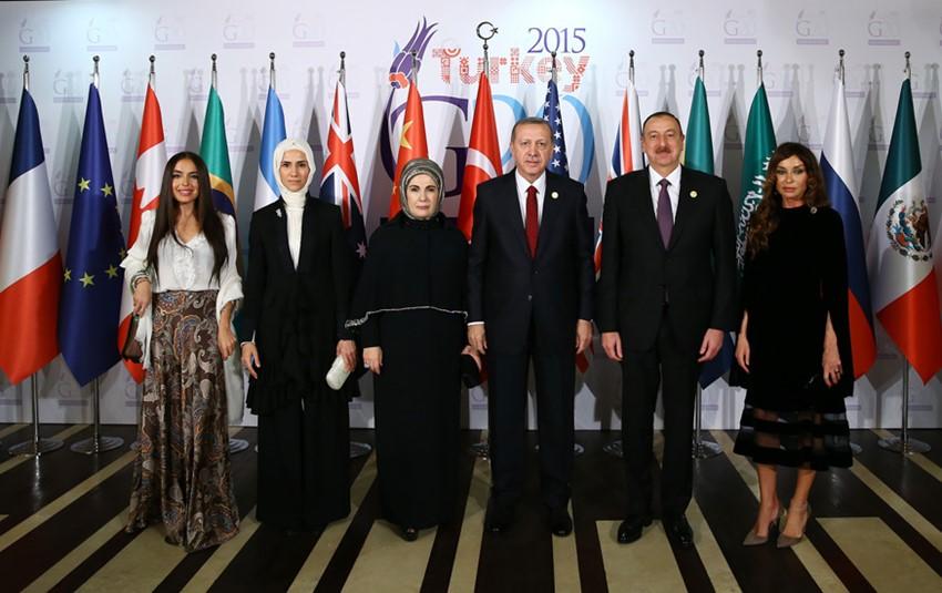 Prezident və xanımı "Böyük İyirmilik"də -  fotolar