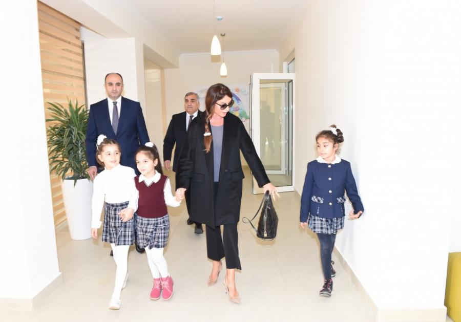 Mehriban Əliyeva körpələr evinin açılışında - fotolar 