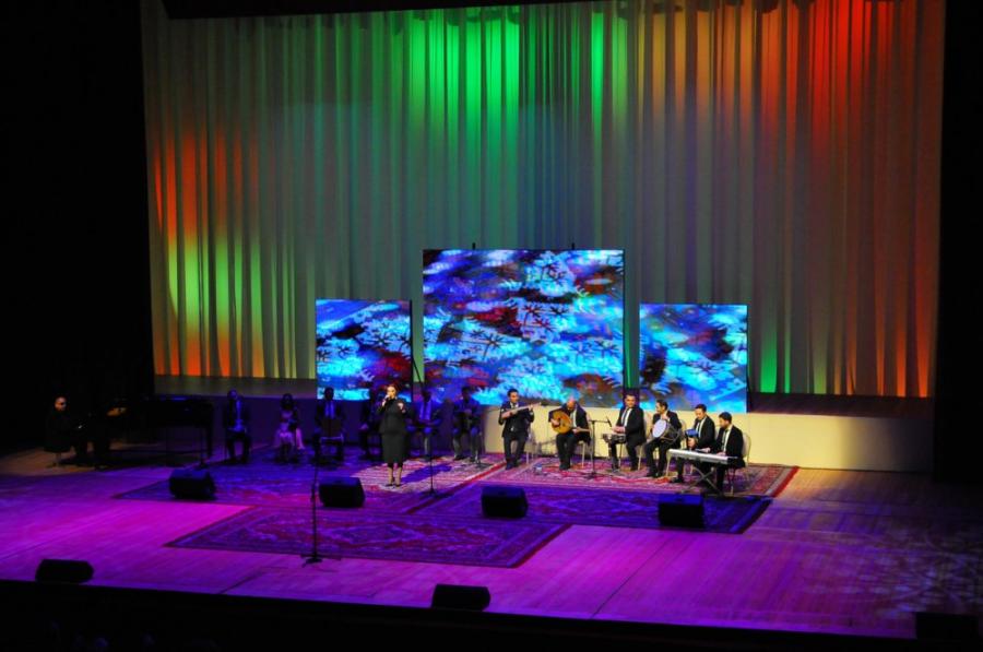 Tanınmışlar konsert verdi -  fotolar