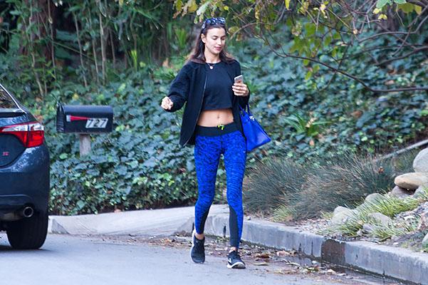 İrina Şeyk Yeni ili sevgilisinin evində qarşılayıb - fotolar