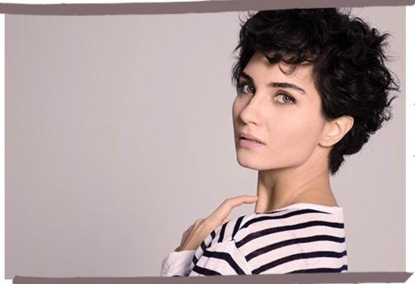 Tuba Büyüküstündən yeni fotosessiya 