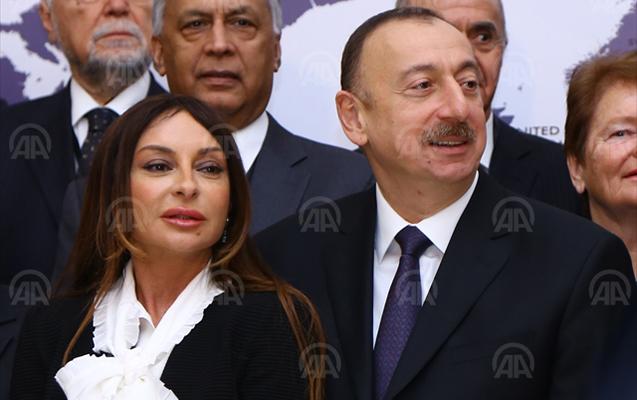 İlham Əliyev və xanımı Qlobal Bakı Forumunda - fotolar