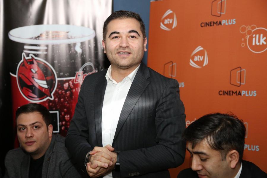 "Axırıncı yol"un qəhrəmanları imza günü keçirdi - fotolar 