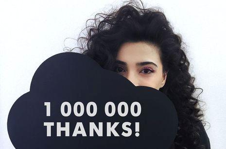 Səmra Rəhimli 1 milyonu keçdi