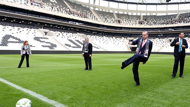 Ərdoğan, Gül, Davudoğlu futbol oynadılar - fotolar 