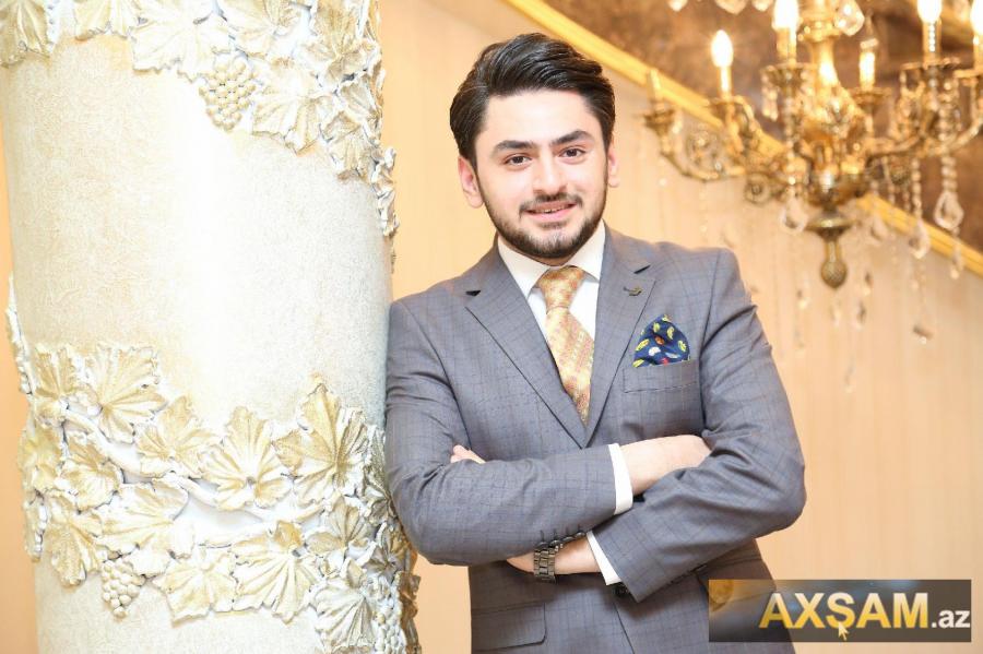 Toya hazırlaşan aparıcıdan yeni  fotolar
