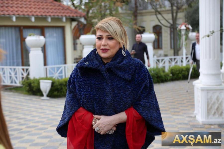 "Əvvəl ayda 20 toya gedirdim, indi isə..." -  əməkdar artist