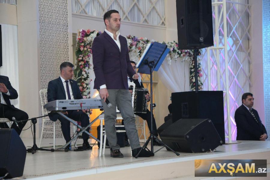 Ayağı sınan aktyor toyu belə idarə etdi -  fotolar