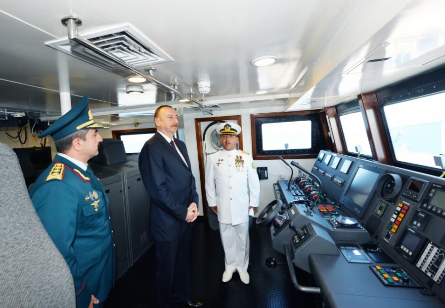 İlham Əliyev yeni gəmidə