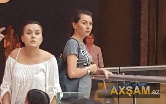 Safurə Bakıda alış-veriş mərkəzində -  fotolar