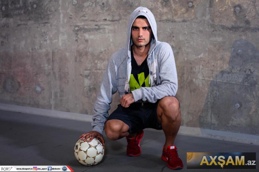 Ruslan Abışov modellik etdi -  fotolar